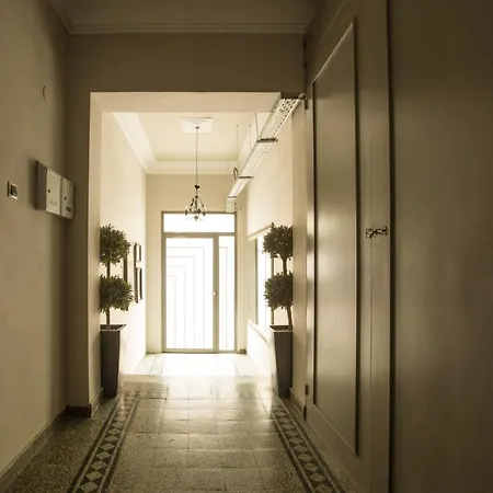 Apartament Urban Living 1 *
