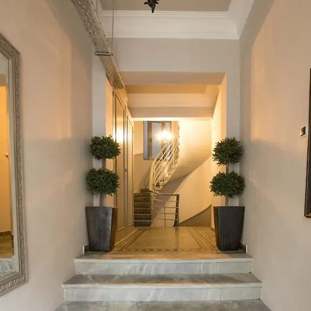 Urban Living 1 Salonic